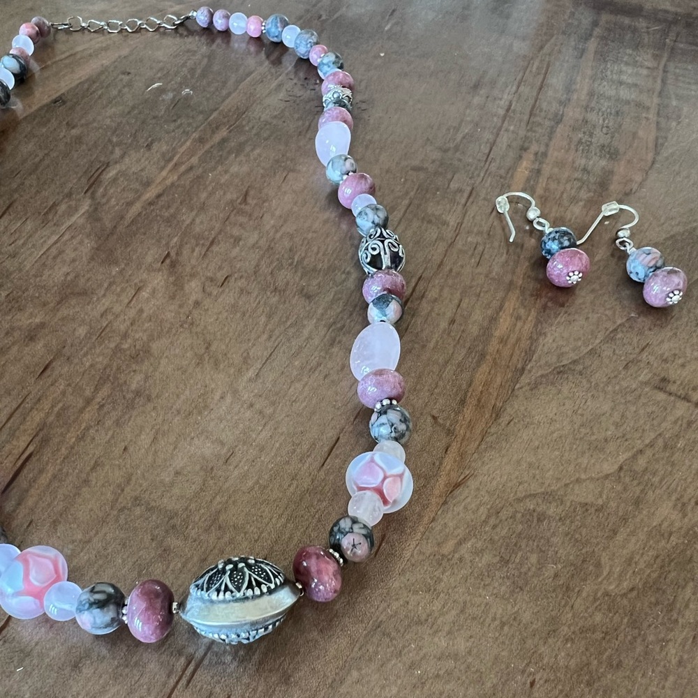 Matching Jewelry Set - Picture 2 of 2